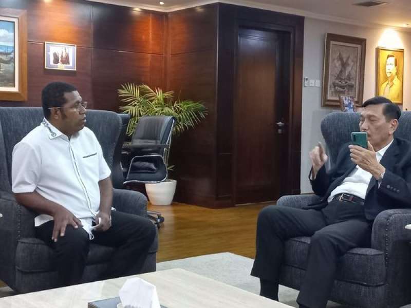 Temui Menko Marves, Bupati Biak Minta Tambahan Kuota BBM, juga Sampaikan Sejumlah Progres Program St